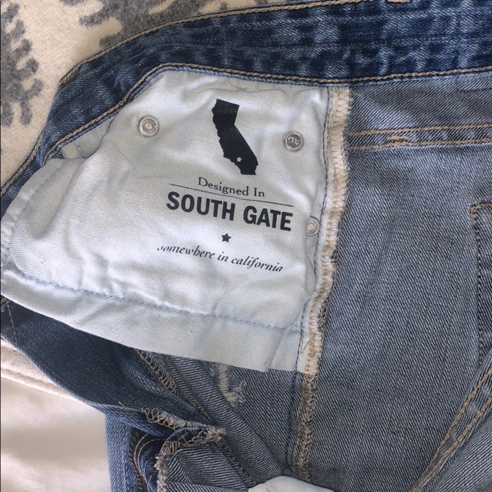 AG jeans 9”rise 14” leg opening 27” inseam aprox. - Picture 4 of 5